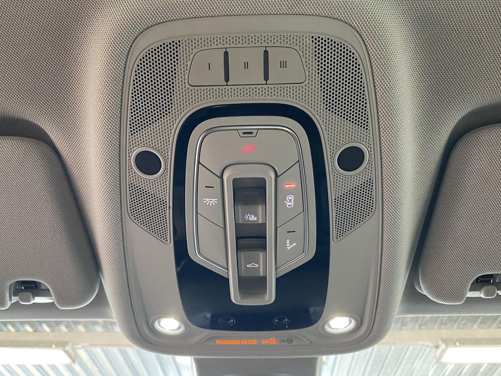 Used 2018 Audi Q7 3.0T Prestige image 37