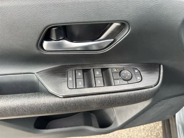 New 2026 Nissan Kicks SV w/ SV Premium Package image 10