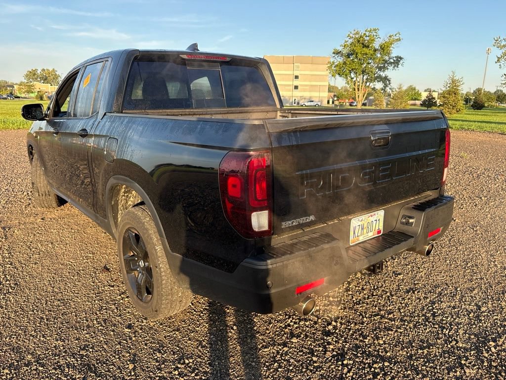 Used 2024 Honda Ridgeline Black Edition image 8