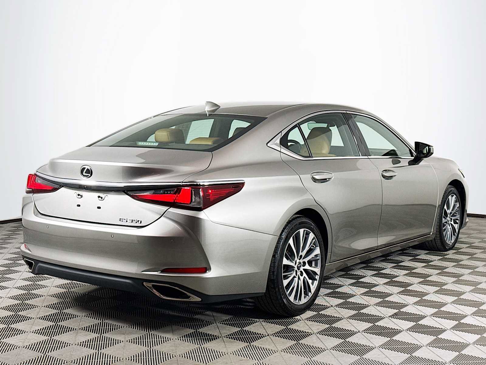 Used 2021 Lexus ES 350 w/ Premium Package FWD image 5
