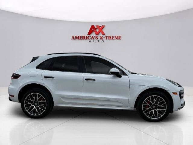 Used 2017 Porsche Macan Turbo AWD/4WD image 7
