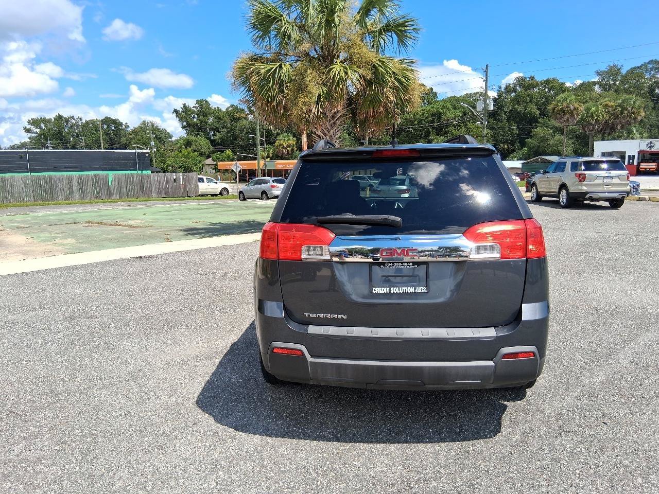 Used 2011 GMC Terrain SLT FWD image 3