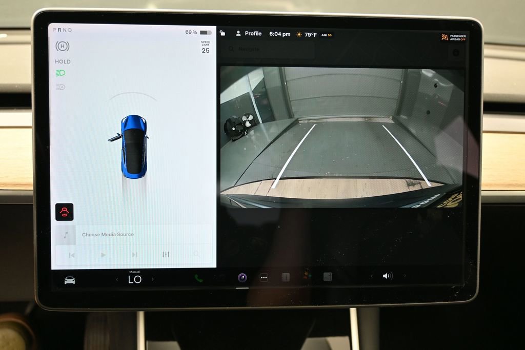 Used 2018 Tesla Model 3 Long Range image 21