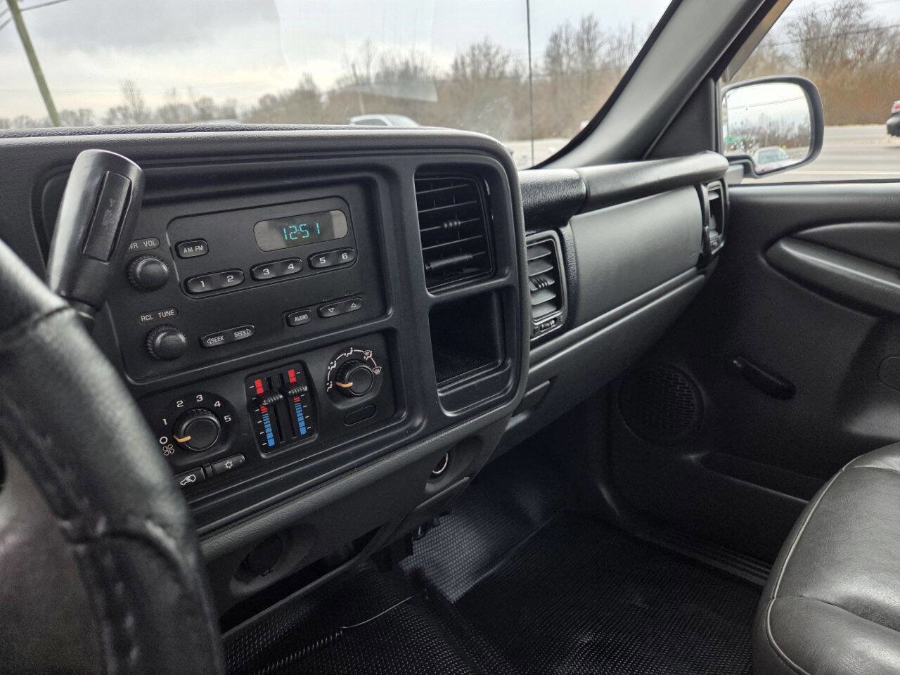 Used 2006 GMC Sierra 1500 W/T image 12