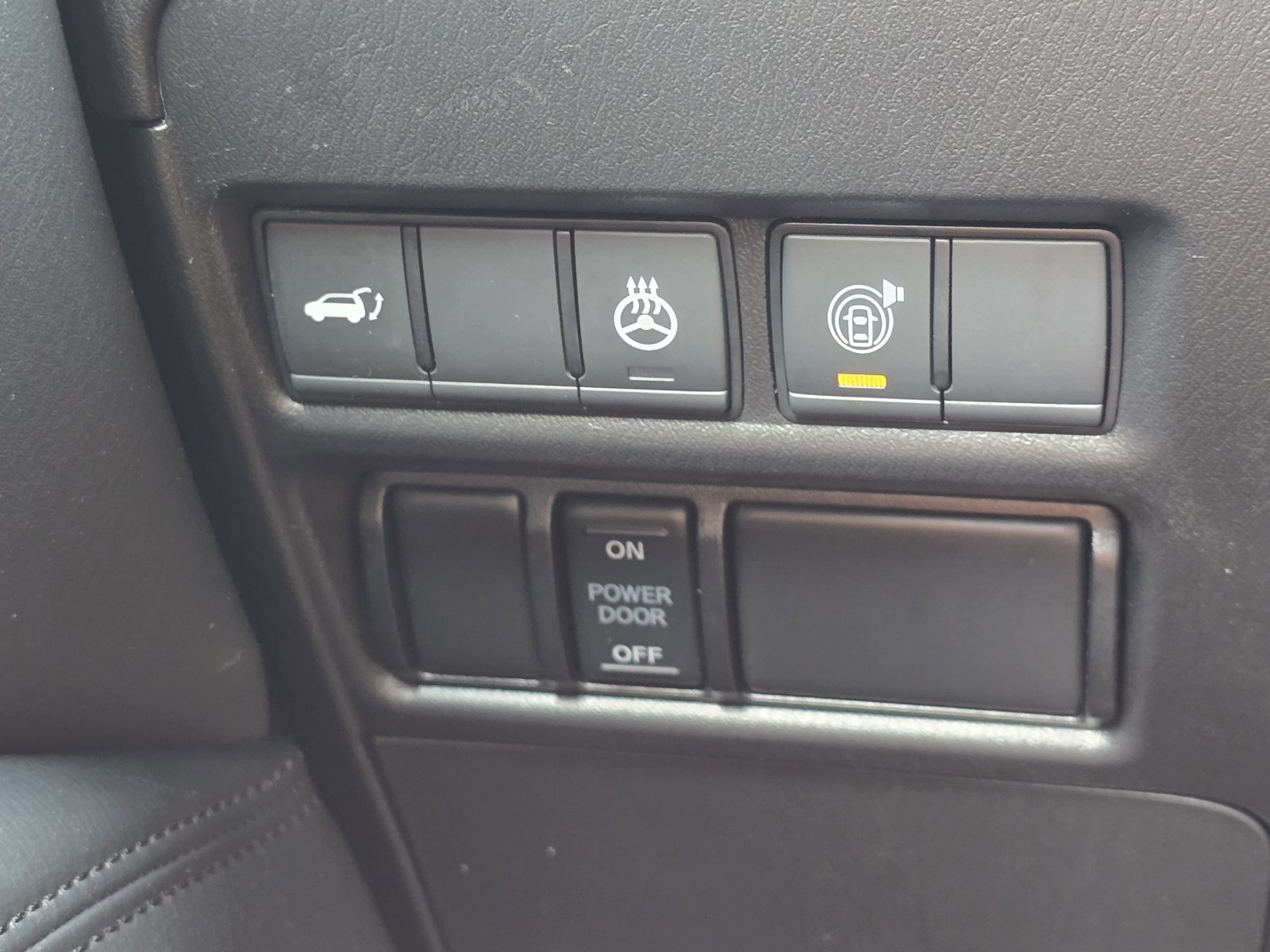 Certified 2024 Nissan Armada SL w/ Captain's Chairs Package AWD/4WD image 23
