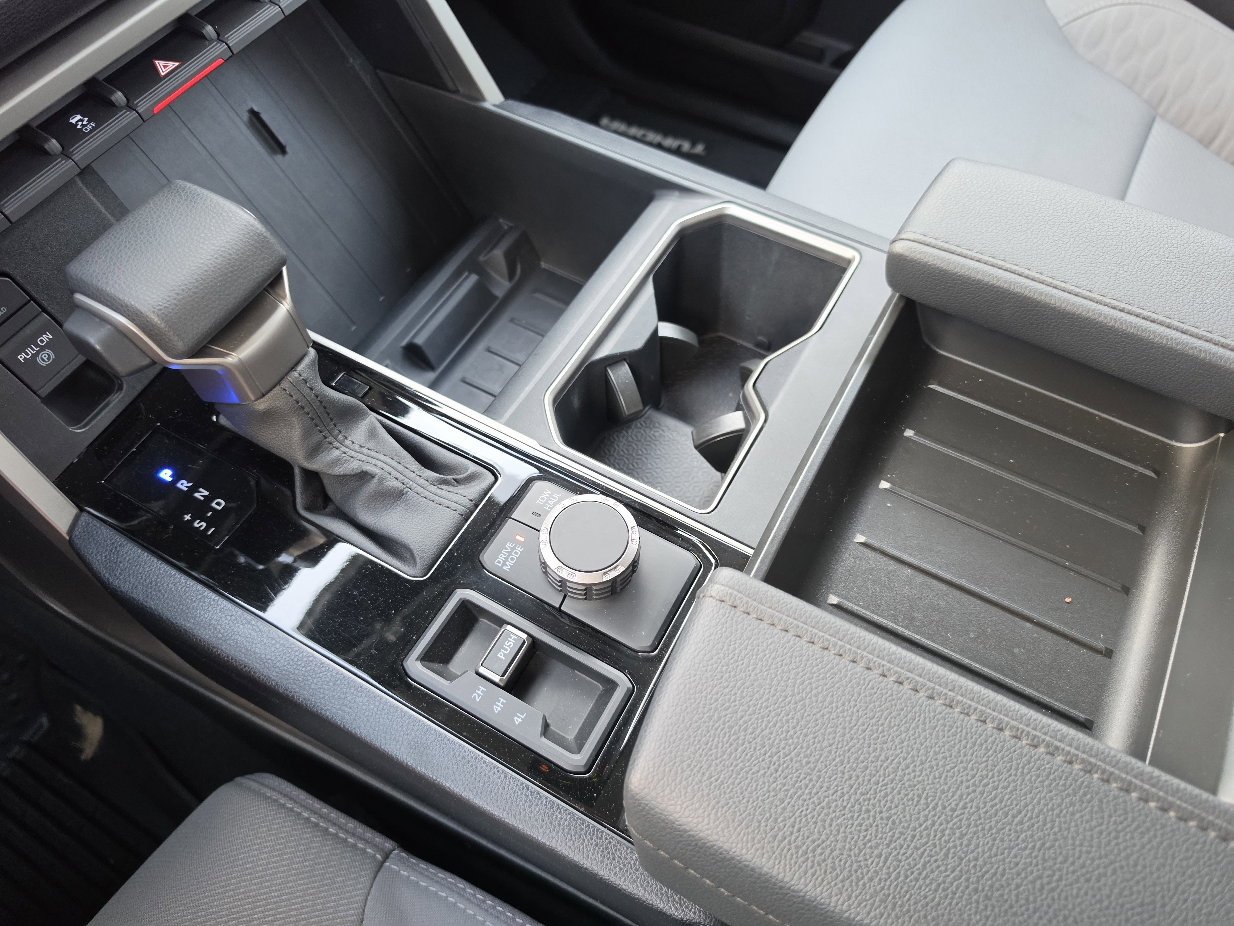 Used 2023 Toyota Tundra SR5 w/ SR5 Convenience Package AWD/4WD image 22