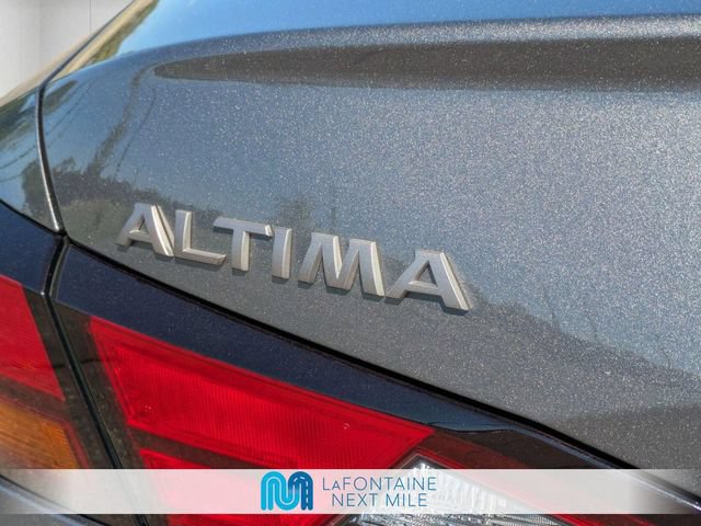 Used 2025 Nissan Altima 2.5 SV FWD image 10