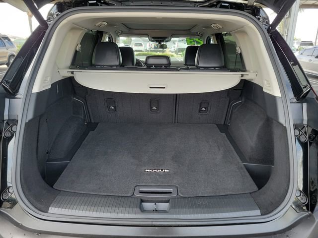 Used 2023 Nissan Rogue SV w/ SV Premium B Package FWD image 28