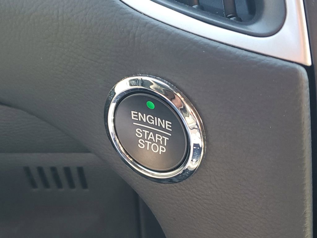 Certified 2024 Ford Edge ST-Line AWD/4WD image 28