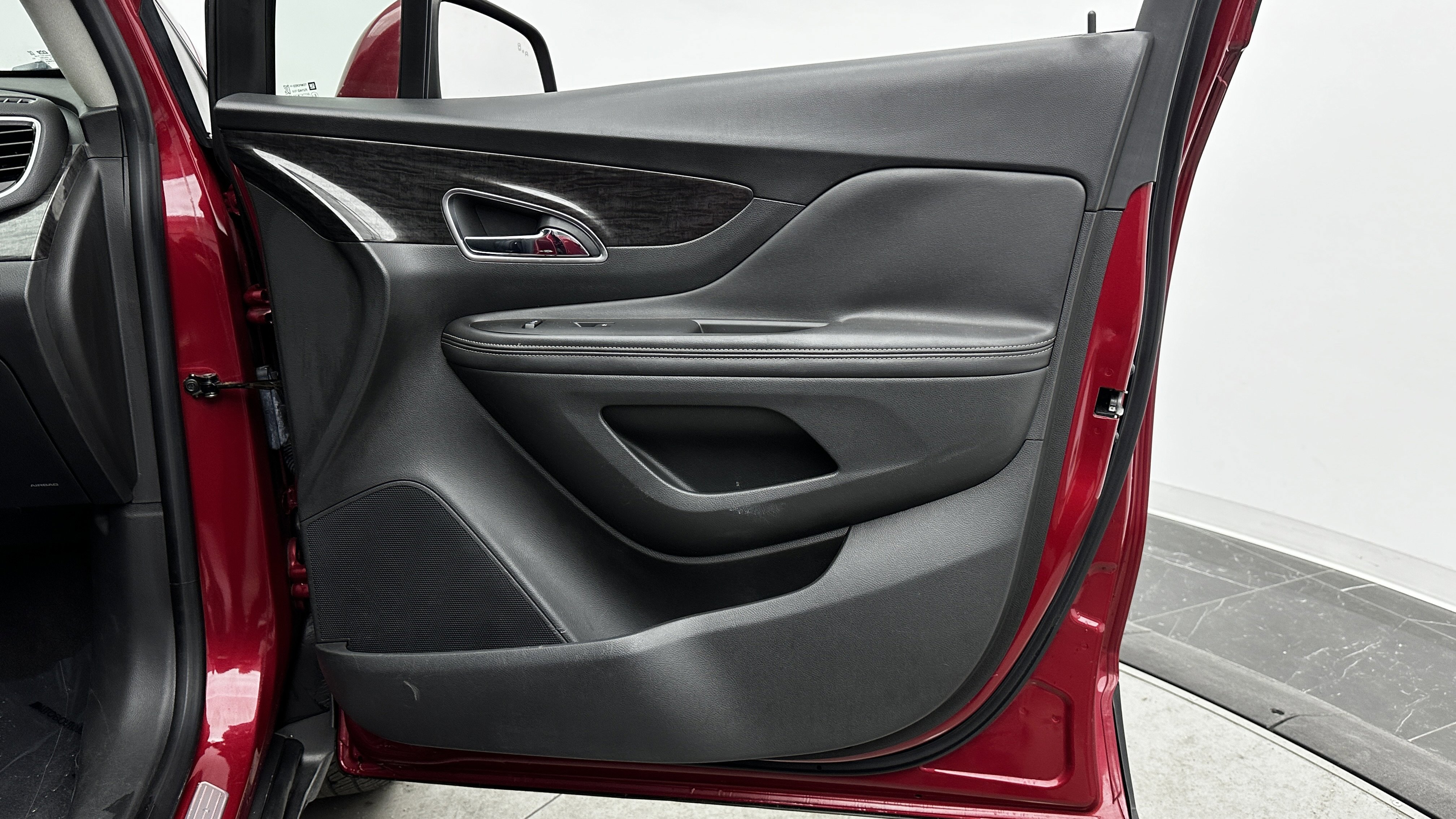 Used 2016 Buick Encore Convenience image 31