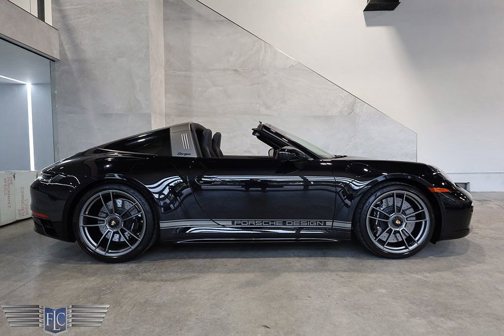 Used 2022 Porsche 911 50th Anniversary Edition image 9