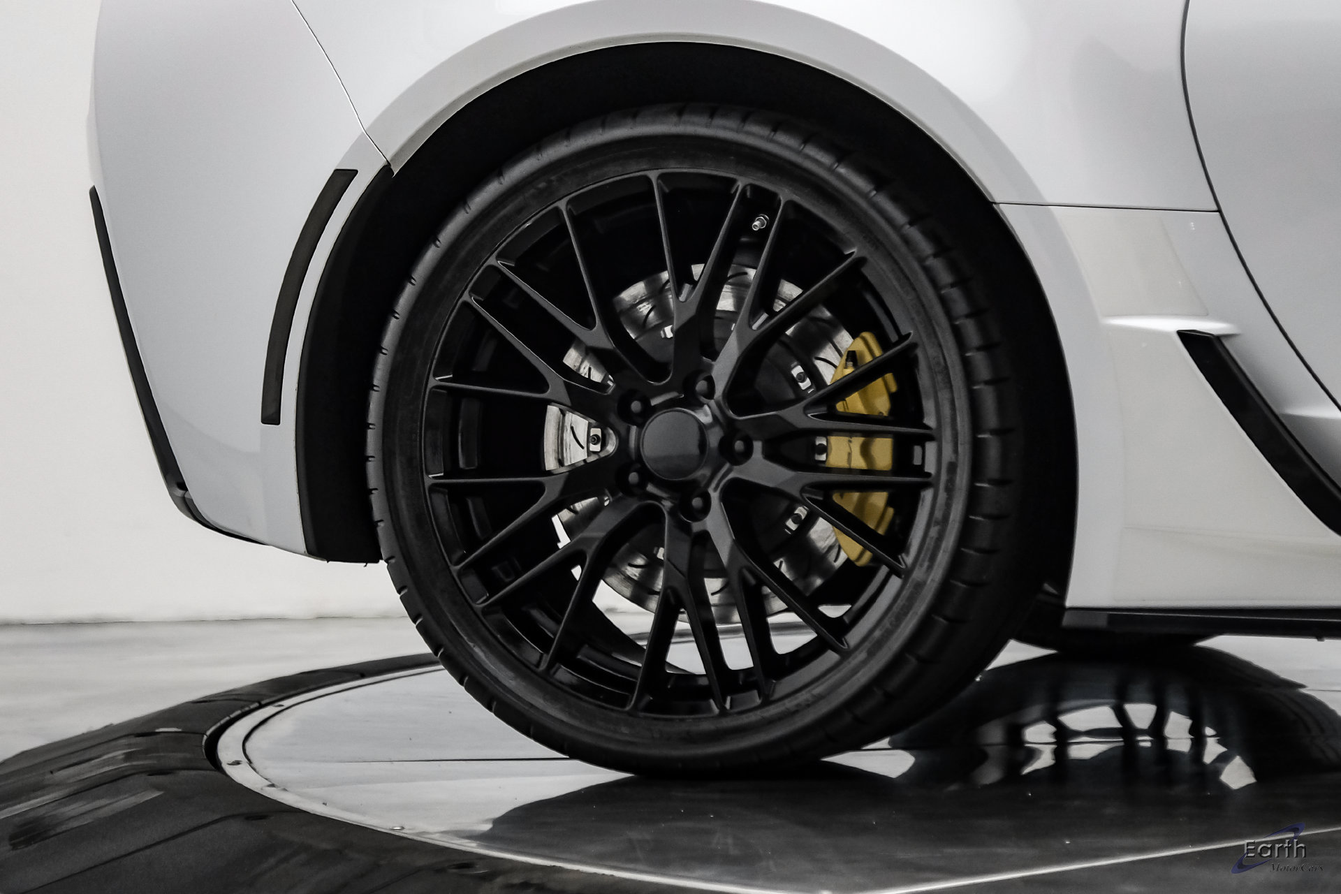 Used 2016 Chevrolet Corvette Z06 w/ 2LZ Preferred Equipment Group RWD image 98