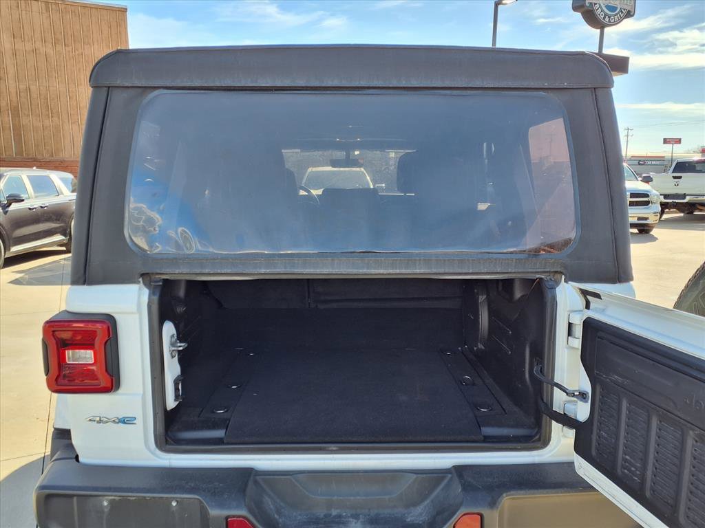 Used 2023 Jeep Wrangler Sahara w/ Cold Weather Group image 21