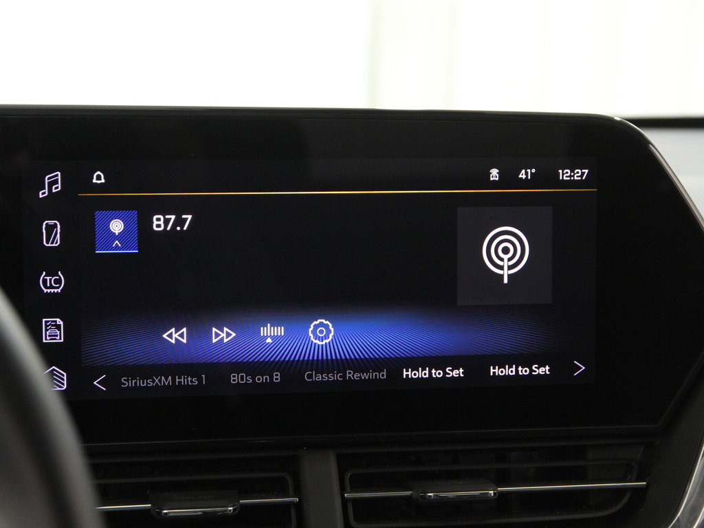 Certified 2024 Chevrolet Trax LT w/ Sunroof Package image 10