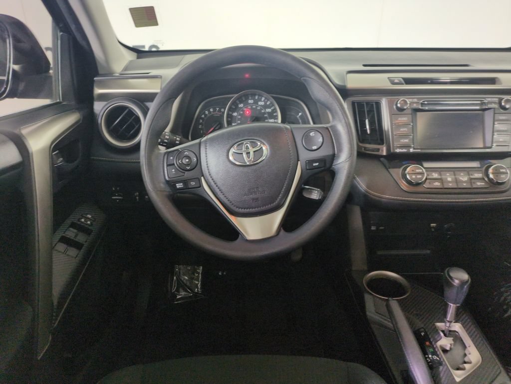 Used 2014 Toyota RAV4 XLE AWD/4WD image 14
