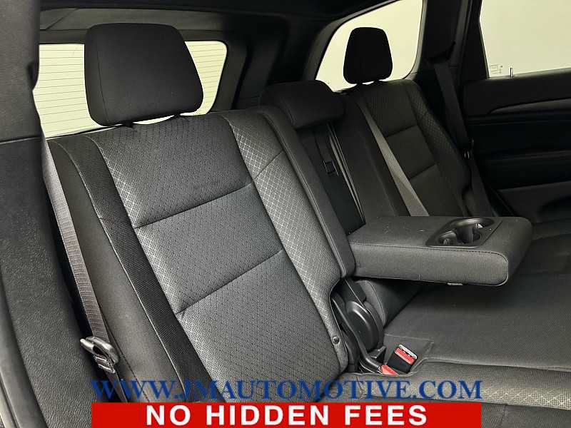 Used 2019 Jeep Grand Cherokee Laredo w/ Security & Convenience Group AWD/4WD image 18