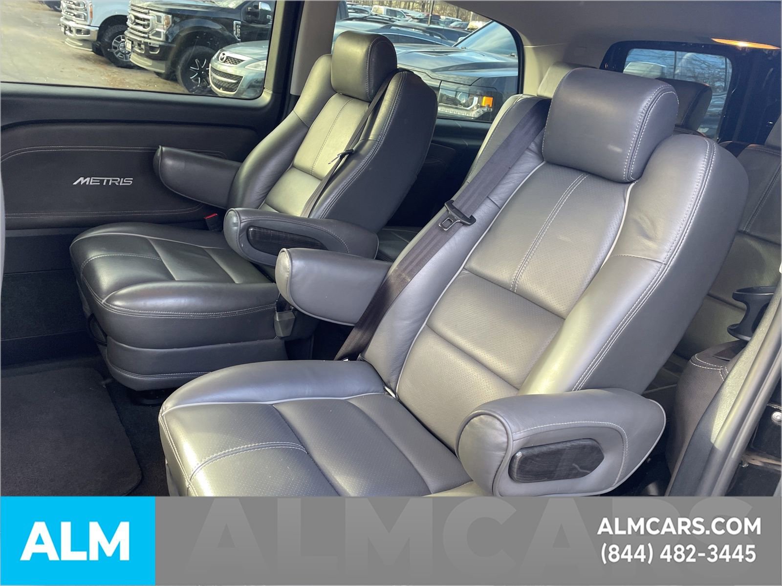 Used 2018 Mercedes-Benz Metris Passenger image 12