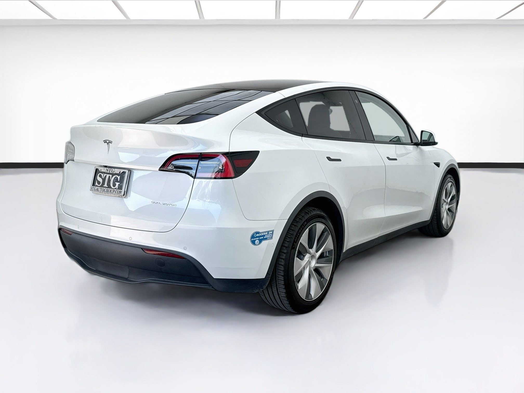 Used 2020 Tesla Model Y Long Range AWD/4WD image 4