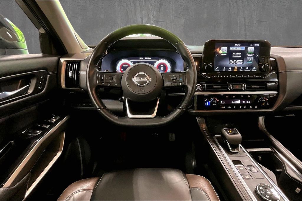 Used 2022 Nissan Pathfinder Platinum w/ Cargo Package AWD/4WD image 8