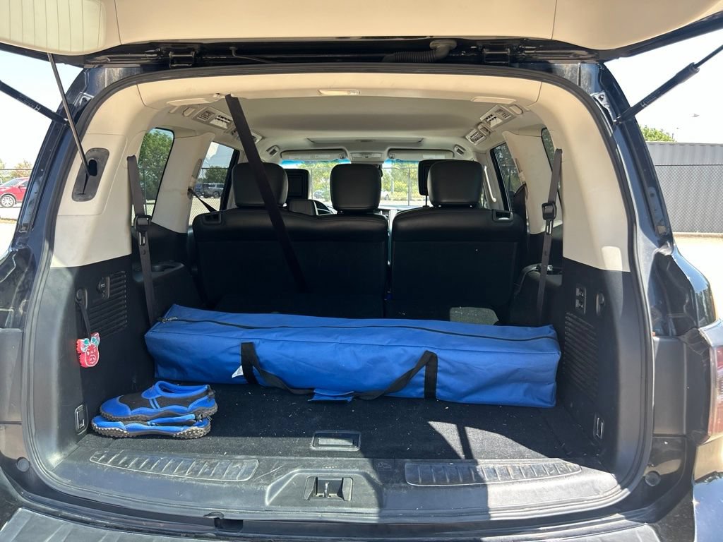 Used 2017 Nissan Armada Platinum RWD image 10