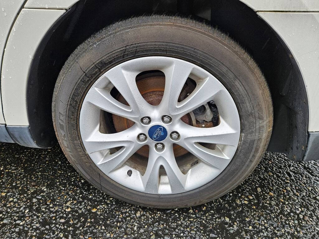Used 2012 Ford Taurus SEL AWD/4WD image 8