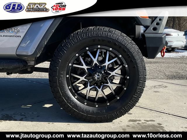 Used 2020 Jeep Gladiator Overland AWD/4WD image 9