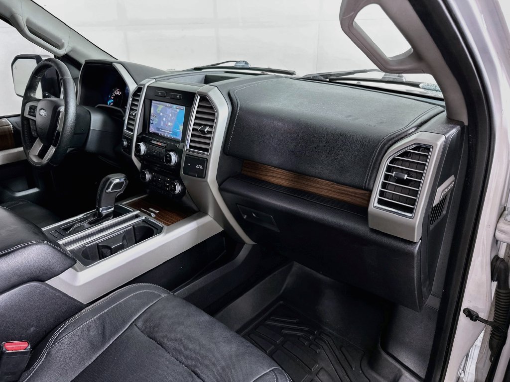 Used 2015 Ford F150 Lariat w/ Equipment Group 502A Luxury RWD image 34
