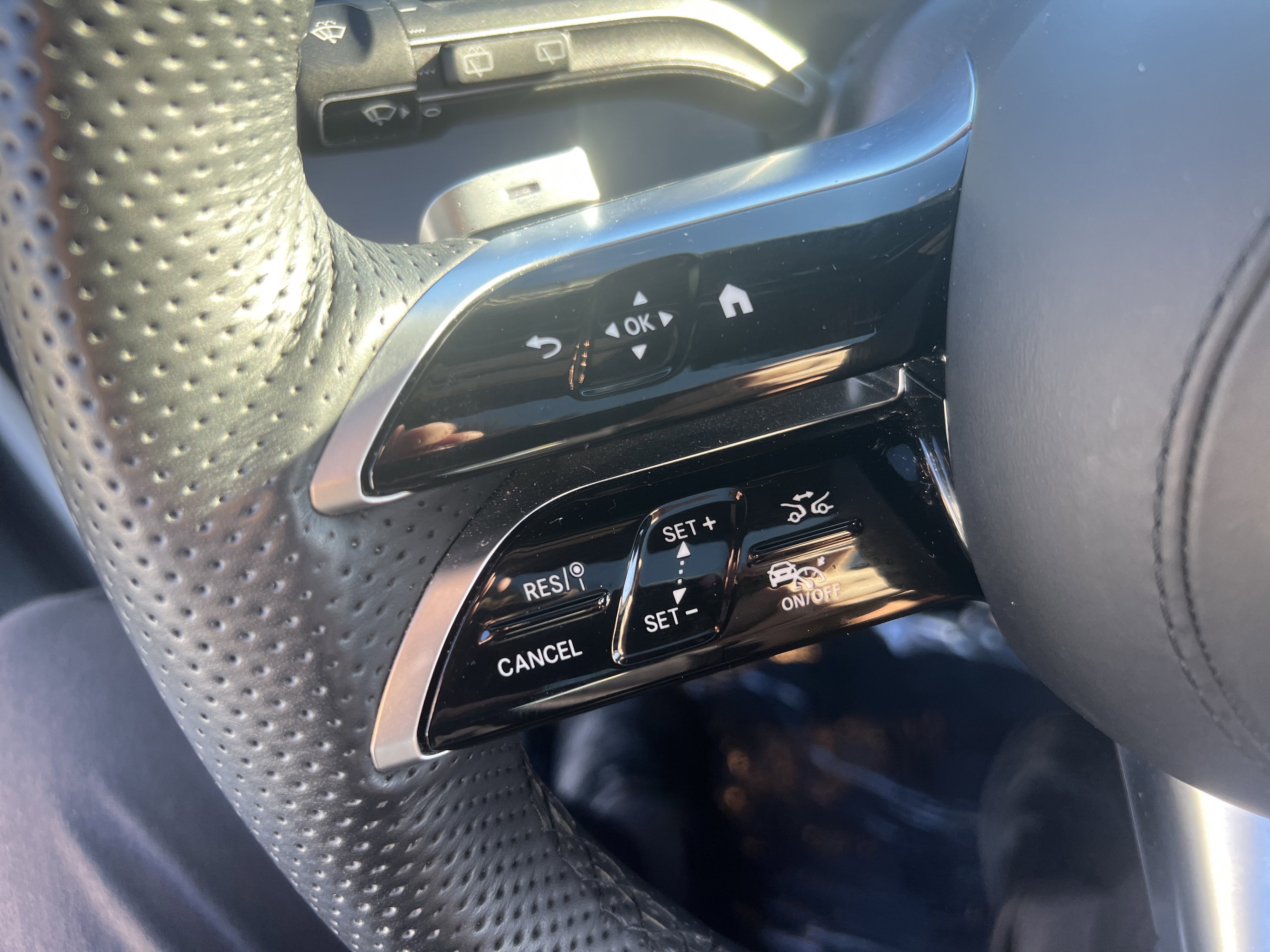 Certified 2024 Mercedes-Benz GLS 450 4MATIC image 19