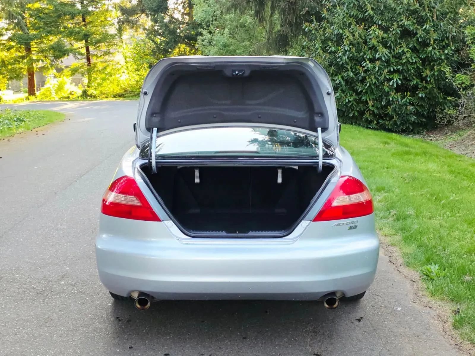 Used 2004 Honda Accord EX image 16