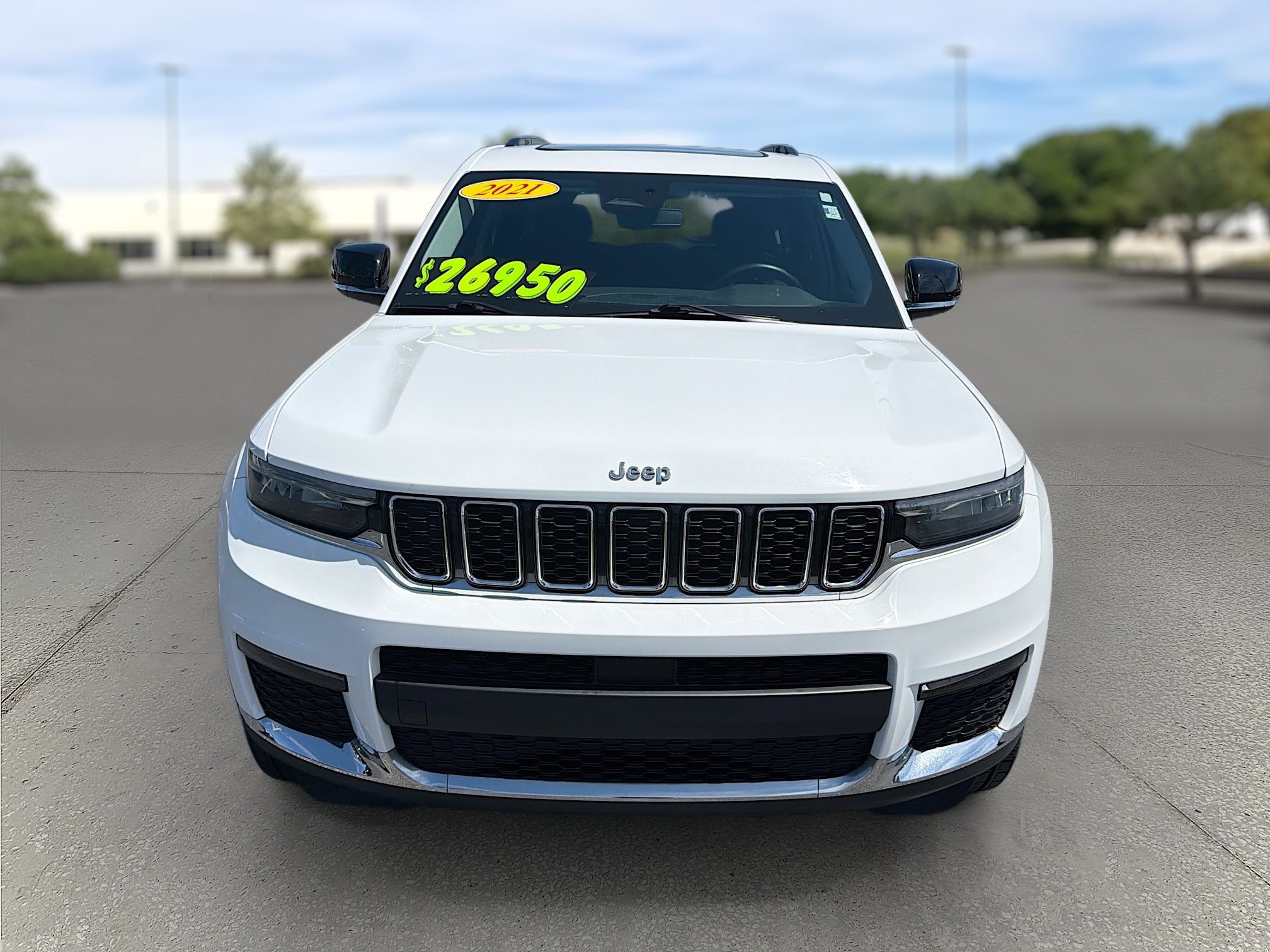Used 2021 Jeep Grand Cherokee L Limited RWD image 2