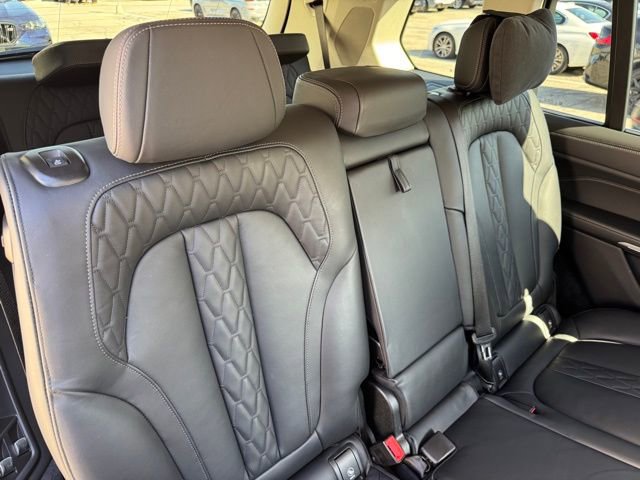 Certified 2026 BMW X7 xDrive40i image 33