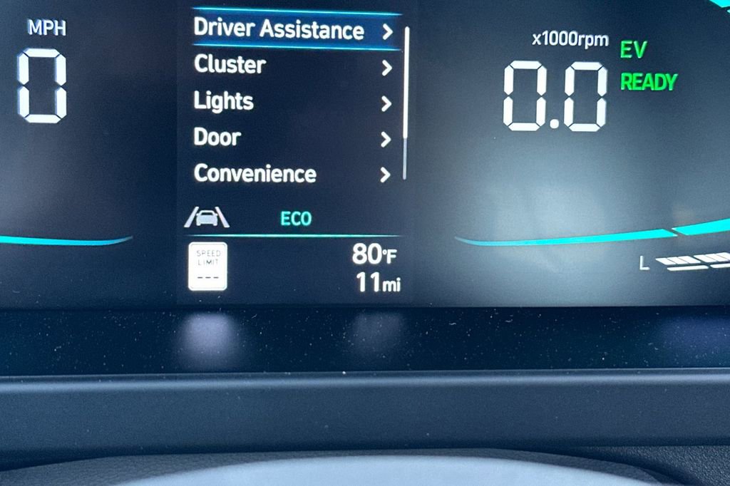 New 2026 Hyundai Elantra Hybrid FWD image 21