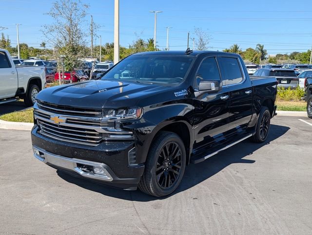Used 2019 Chevrolet Silverado 1500 High Country w/ Technology Package AWD/4WD image 3