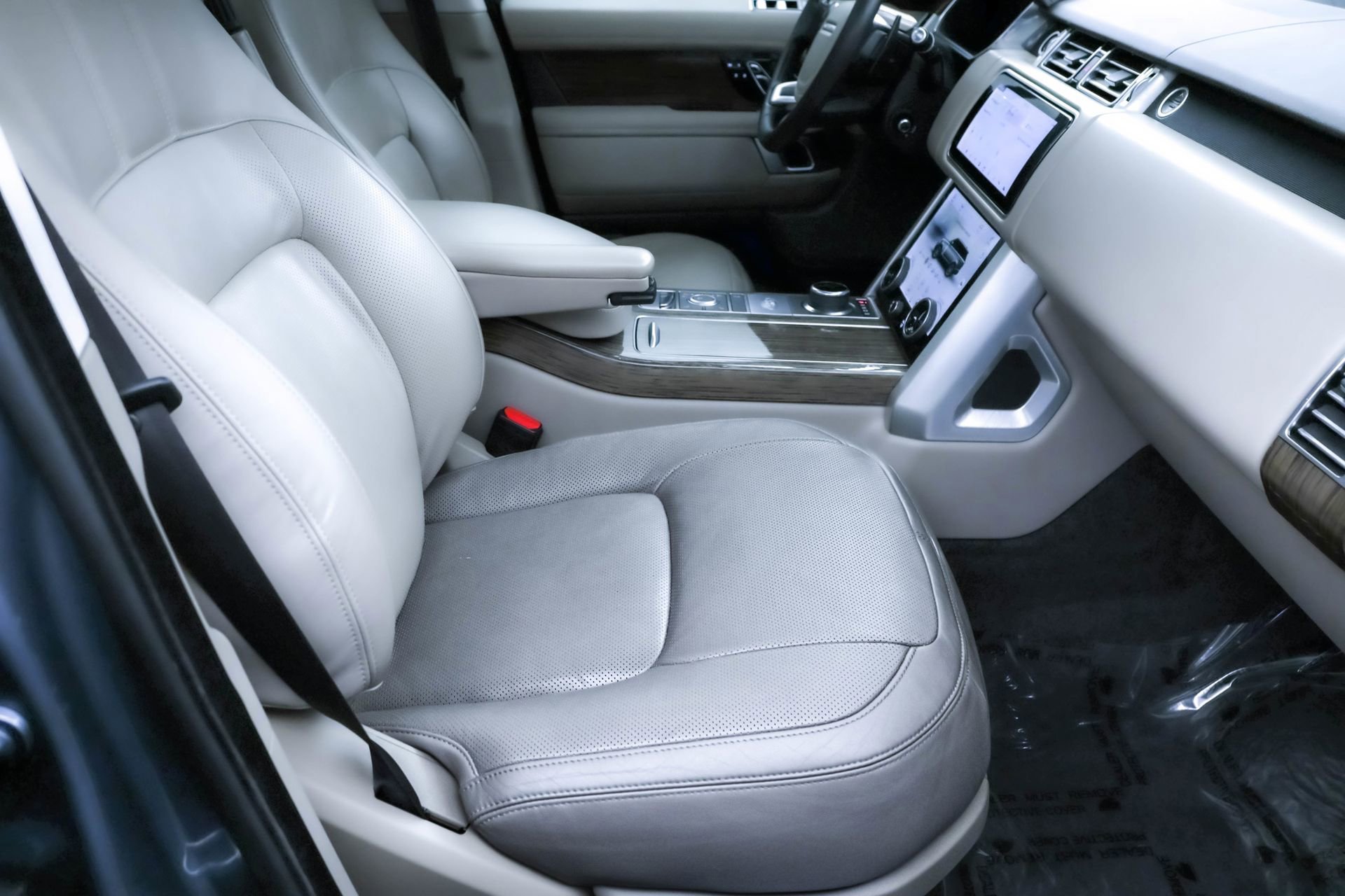 Used 2019 Land Rover Range Rover HSE image 31