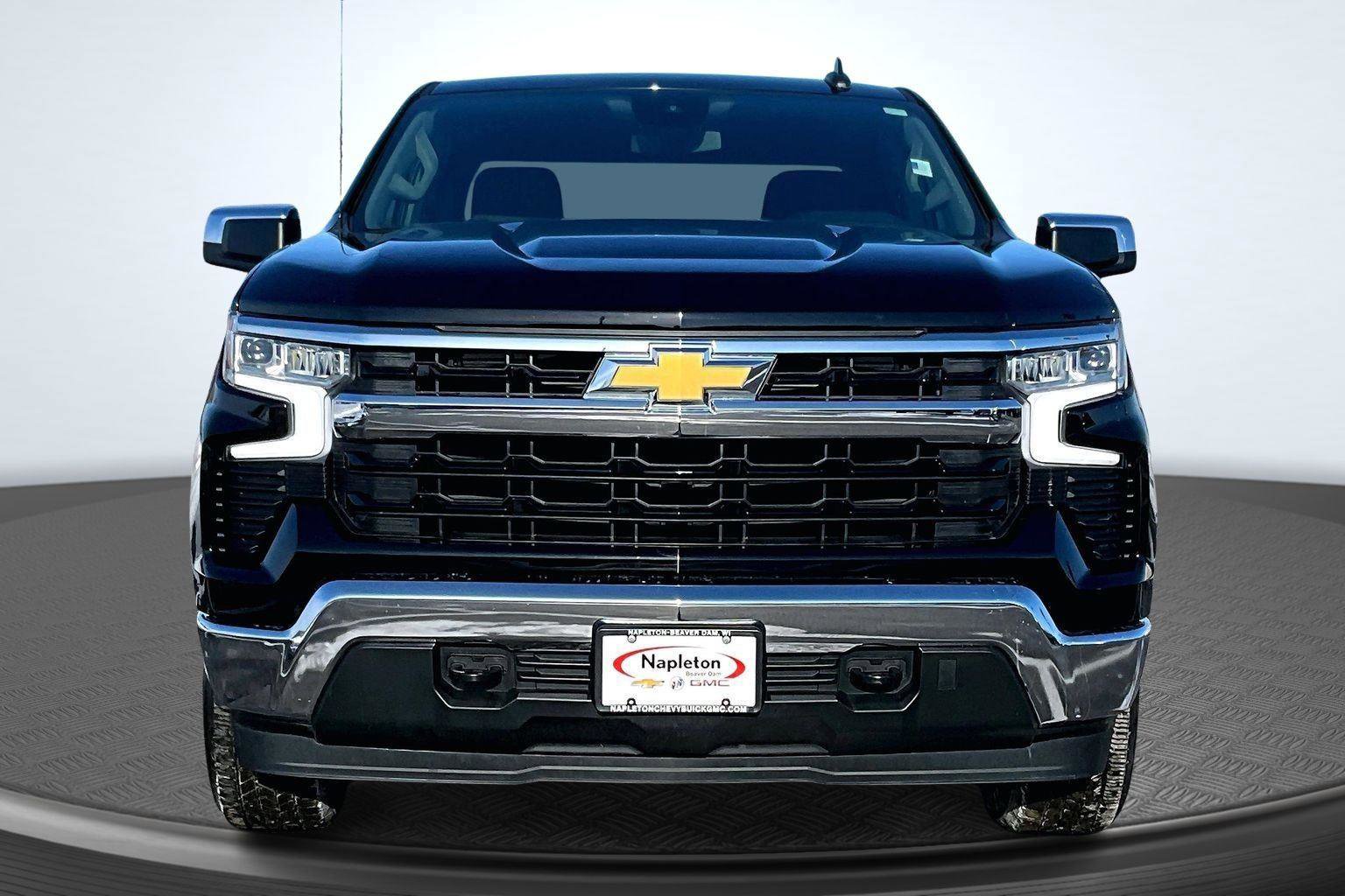 Used 2022 Chevrolet Silverado 1500 LT w/ Protection Package image 3