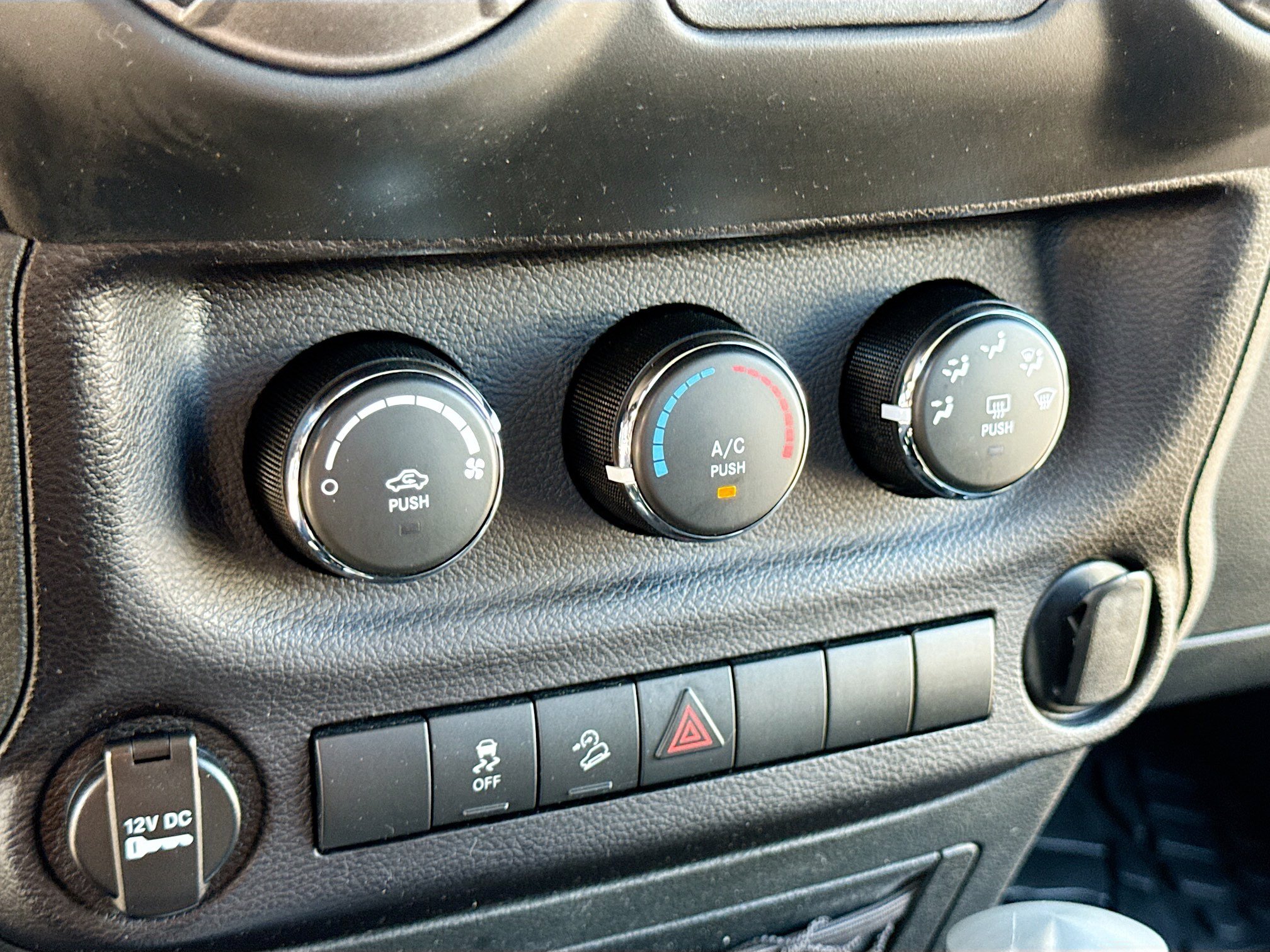 Used 2018 Jeep Wrangler Sport AWD/4WD image 8