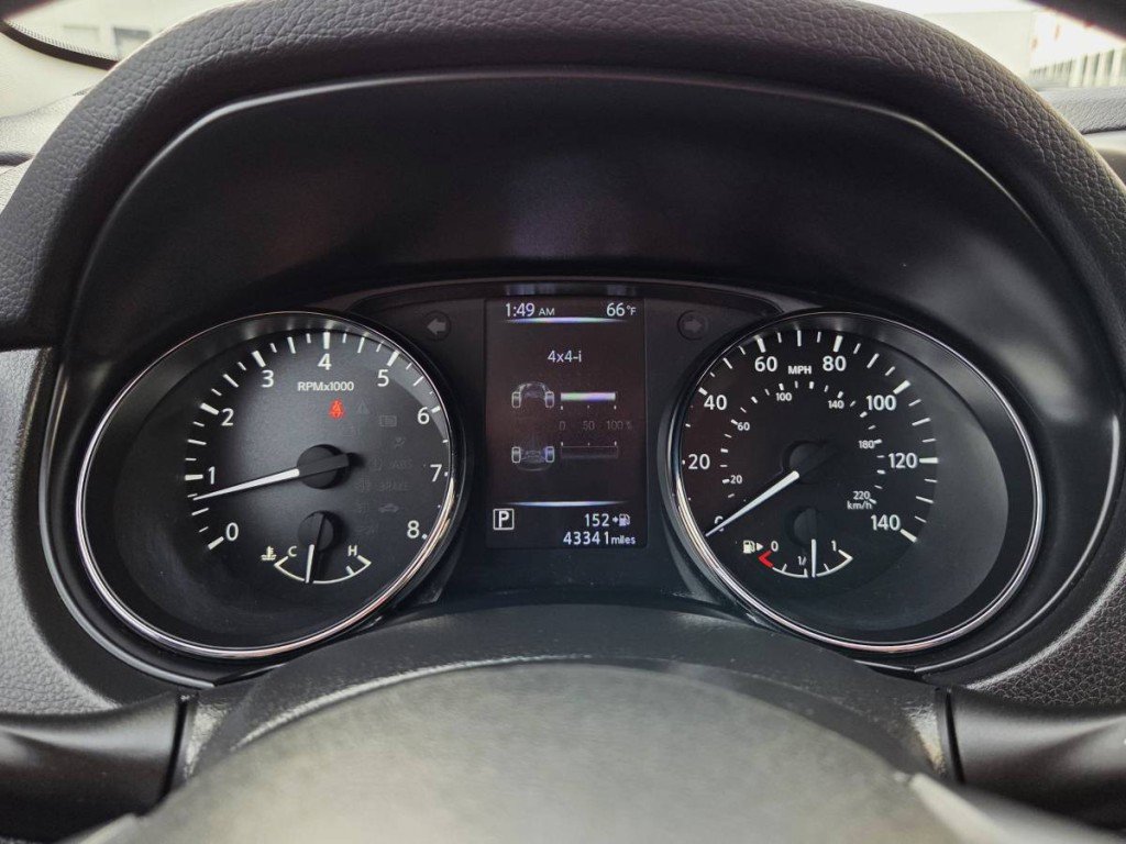 Used 2017 Nissan Rogue Sport S w/ S Appearance Package image 22