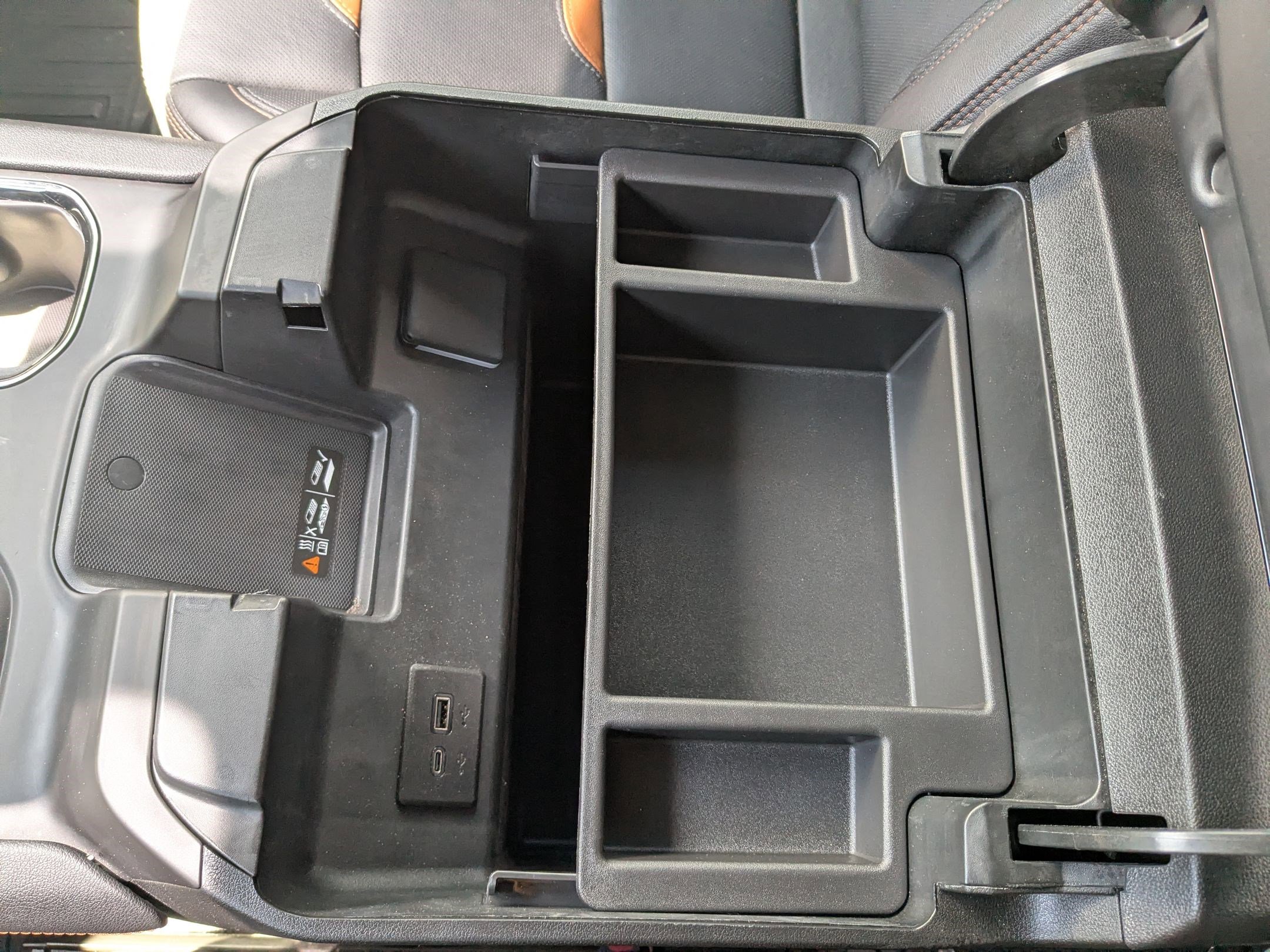 Used 2025 GMC Sierra 3500 AT4 w/ AT4 Preferred Package AWD/4WD image 30