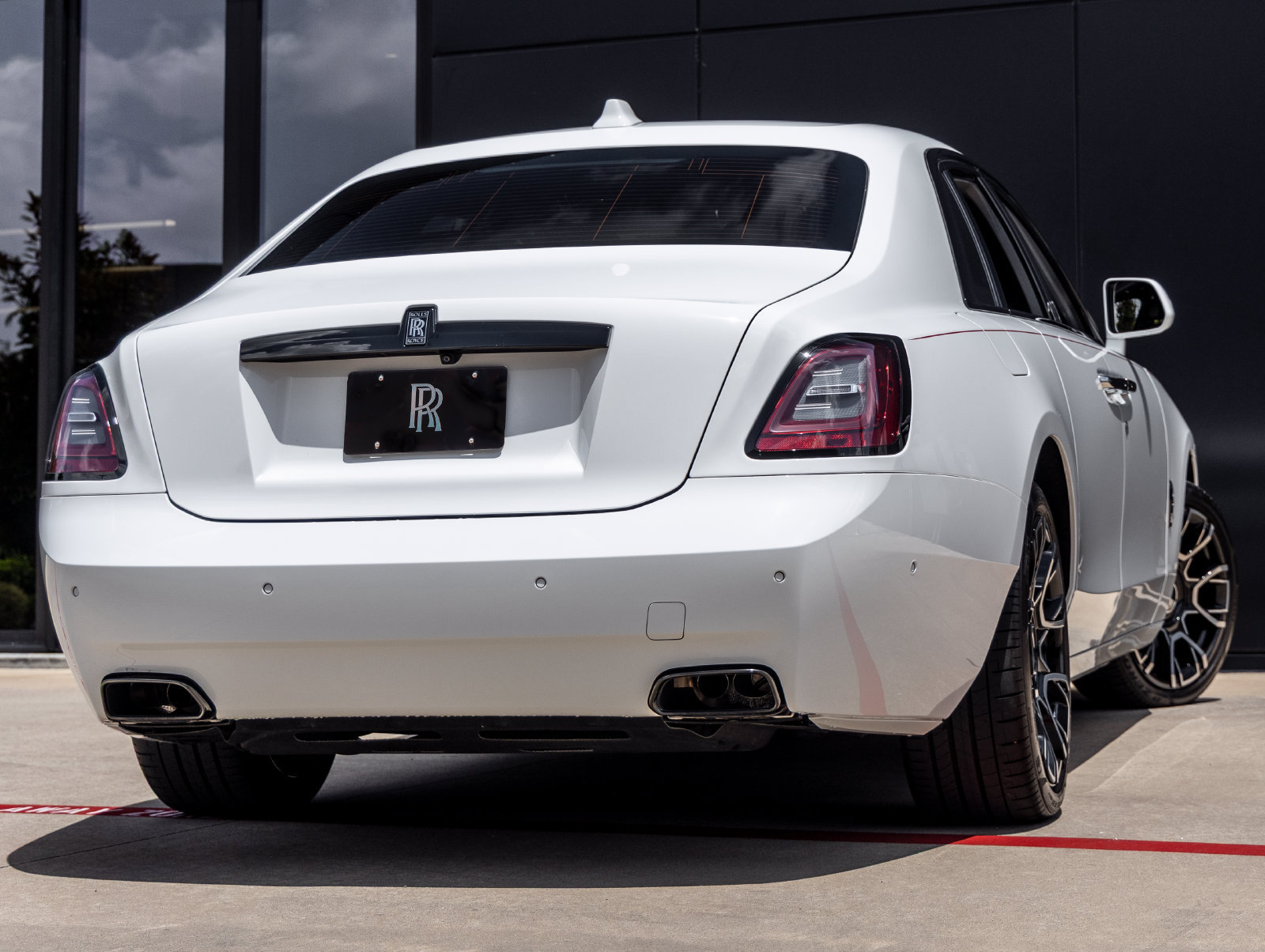 Used 2023 Rolls-Royce Ghost Black Badge w/ Black Badge Ghost Package AWD/4WD image 3