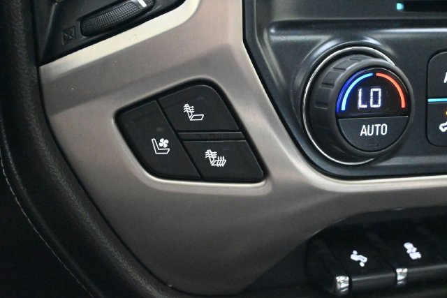 Used 2019 GMC Sierra 3500 Denali w/ Duramax Plus Package AWD/4WD image 30