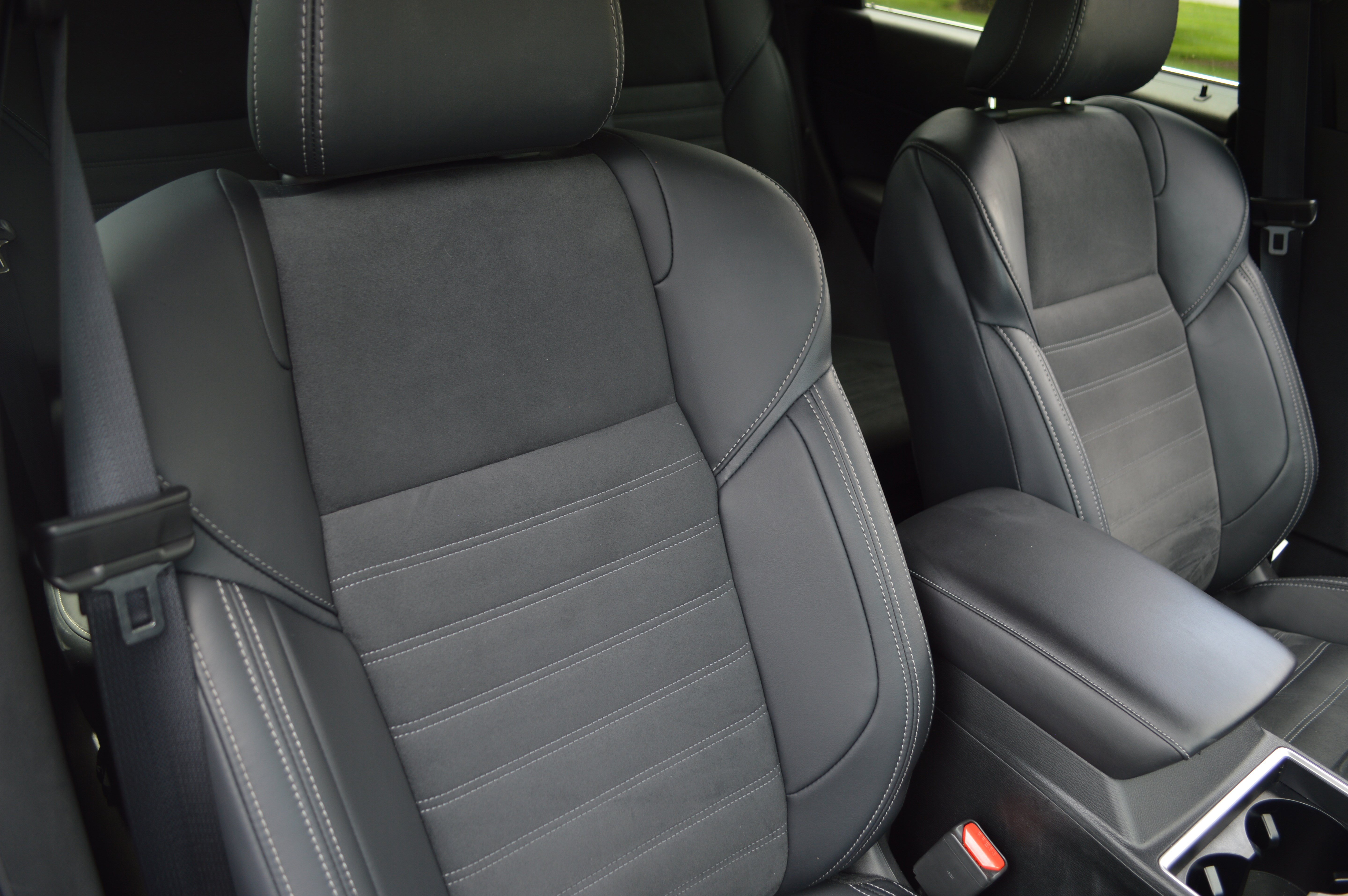 Used 2024 Mitsubishi Outlander SE FWD image 42
