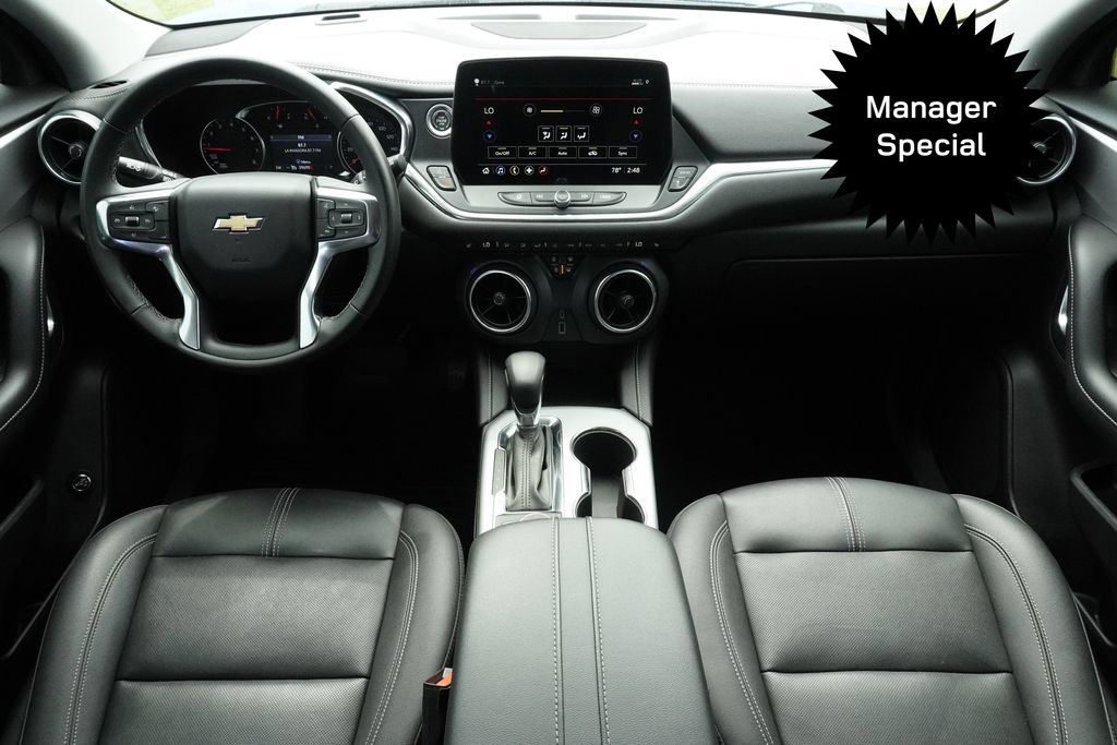 Used 2024 Chevrolet Blazer LT AWD/4WD image 9