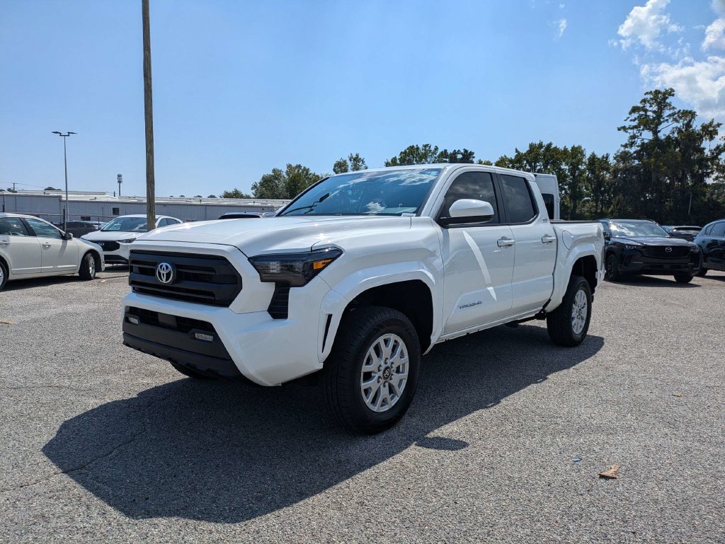 Used 2024 Toyota Tacoma SR5 RWD image 8