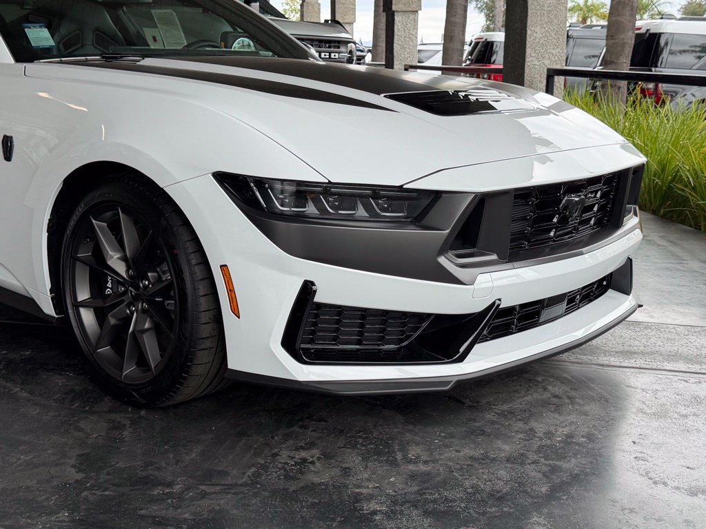 New 2026 Ford Mustang Dark Horse RWD image 4