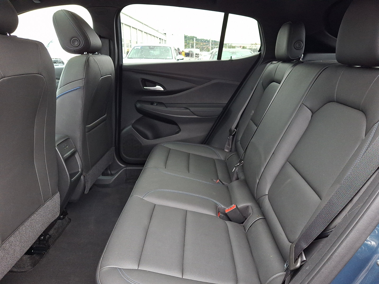 Certified 2024 Buick Envista Sport Touring w/ Convenience I Package FWD image 10