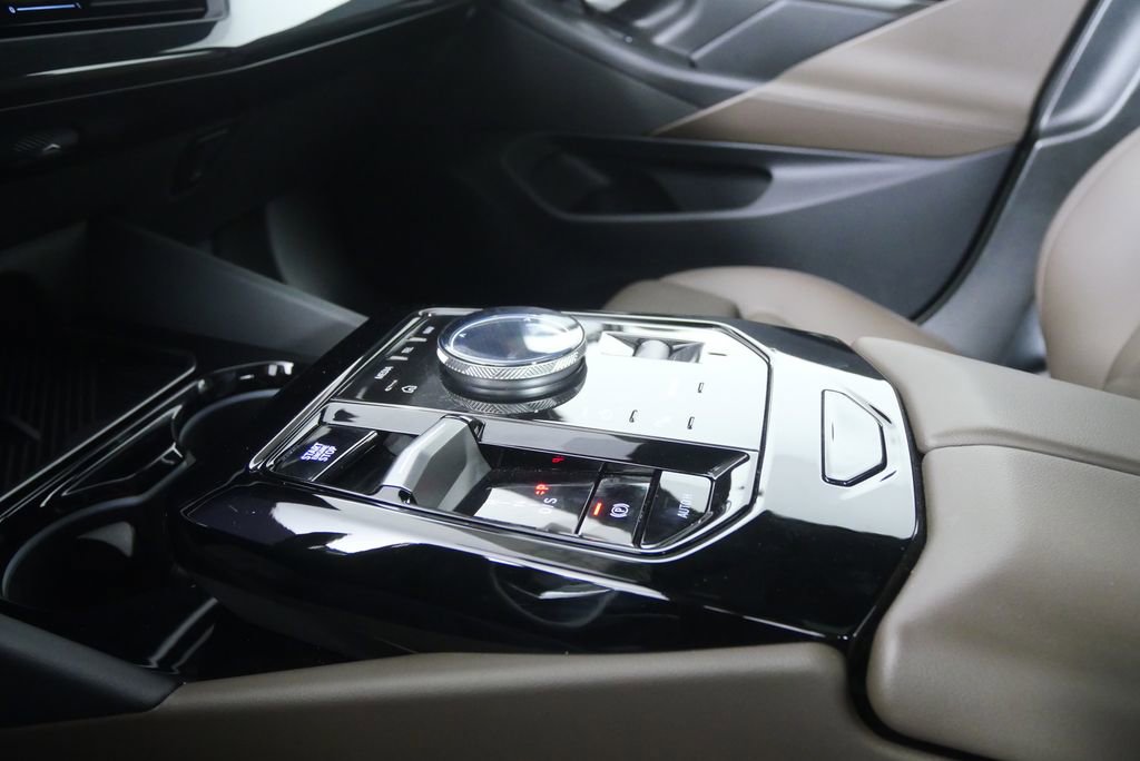 Certified 2025 BMW 530i 530i image 23