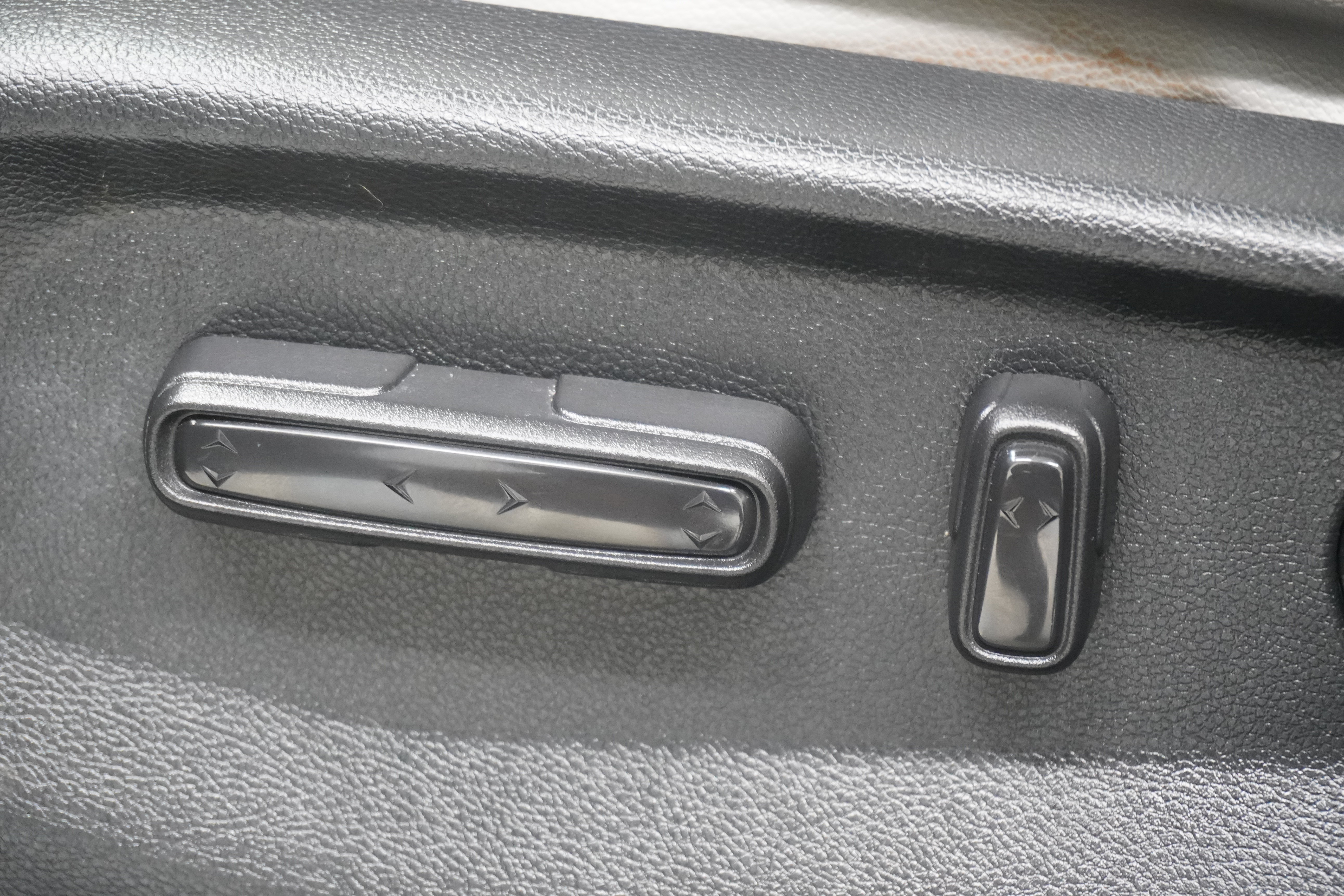 Used 2017 Honda CR-V EX-L image 14
