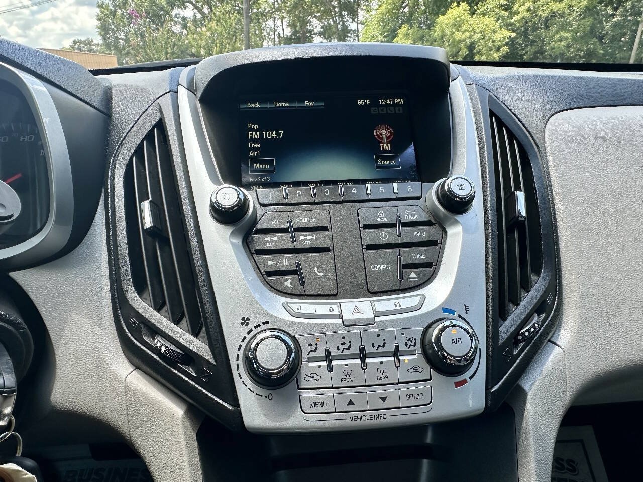 Used 2012 Chevrolet Equinox LT w/ Driver Convenience Package FWD image 24