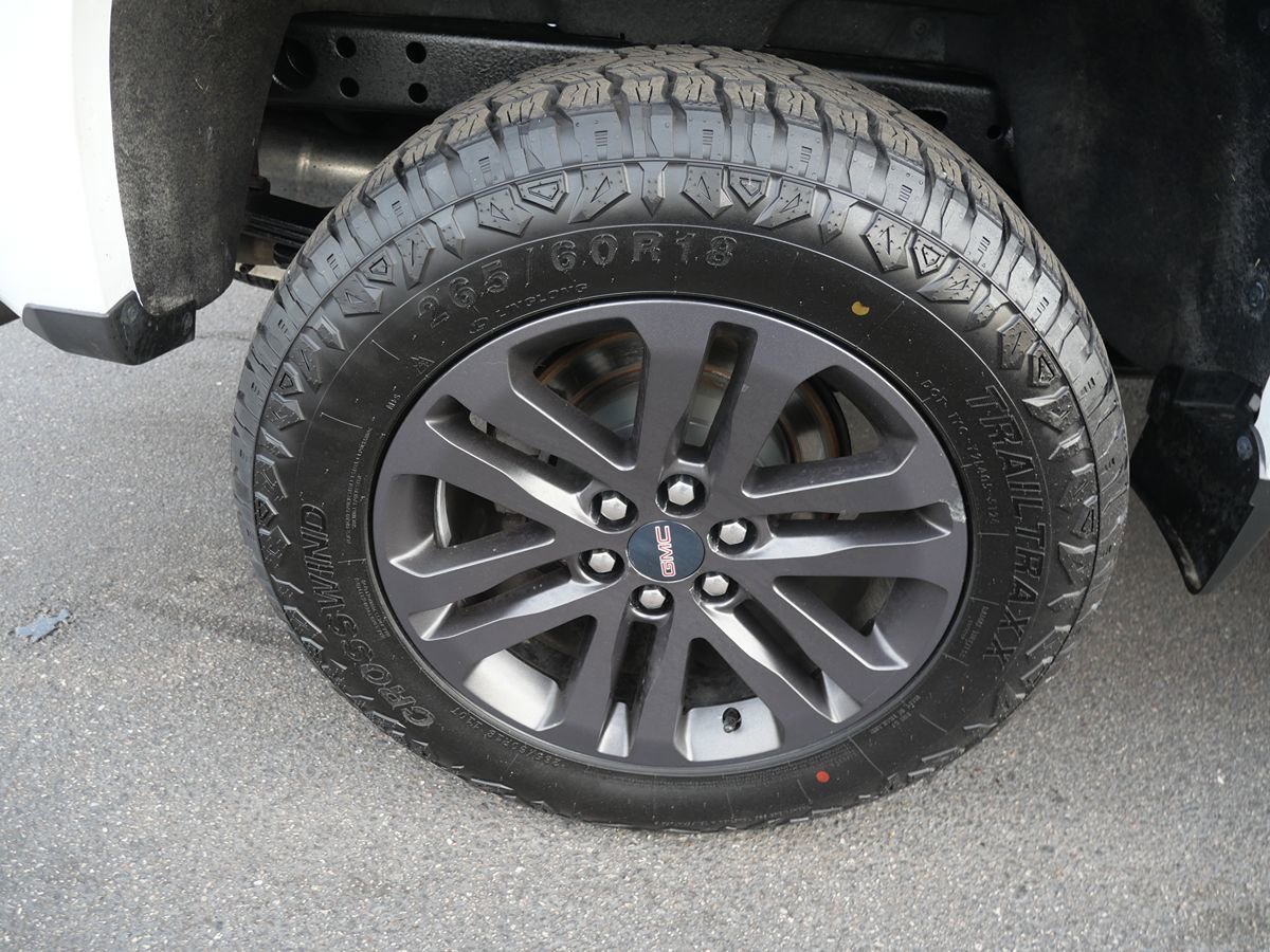 Used 2020 GMC Canyon SLE w/ Elevation Edition image 30