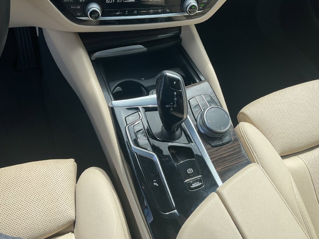 Used 2021 BMW 530i RWD image 24